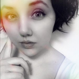 Meet your Posher, Mara